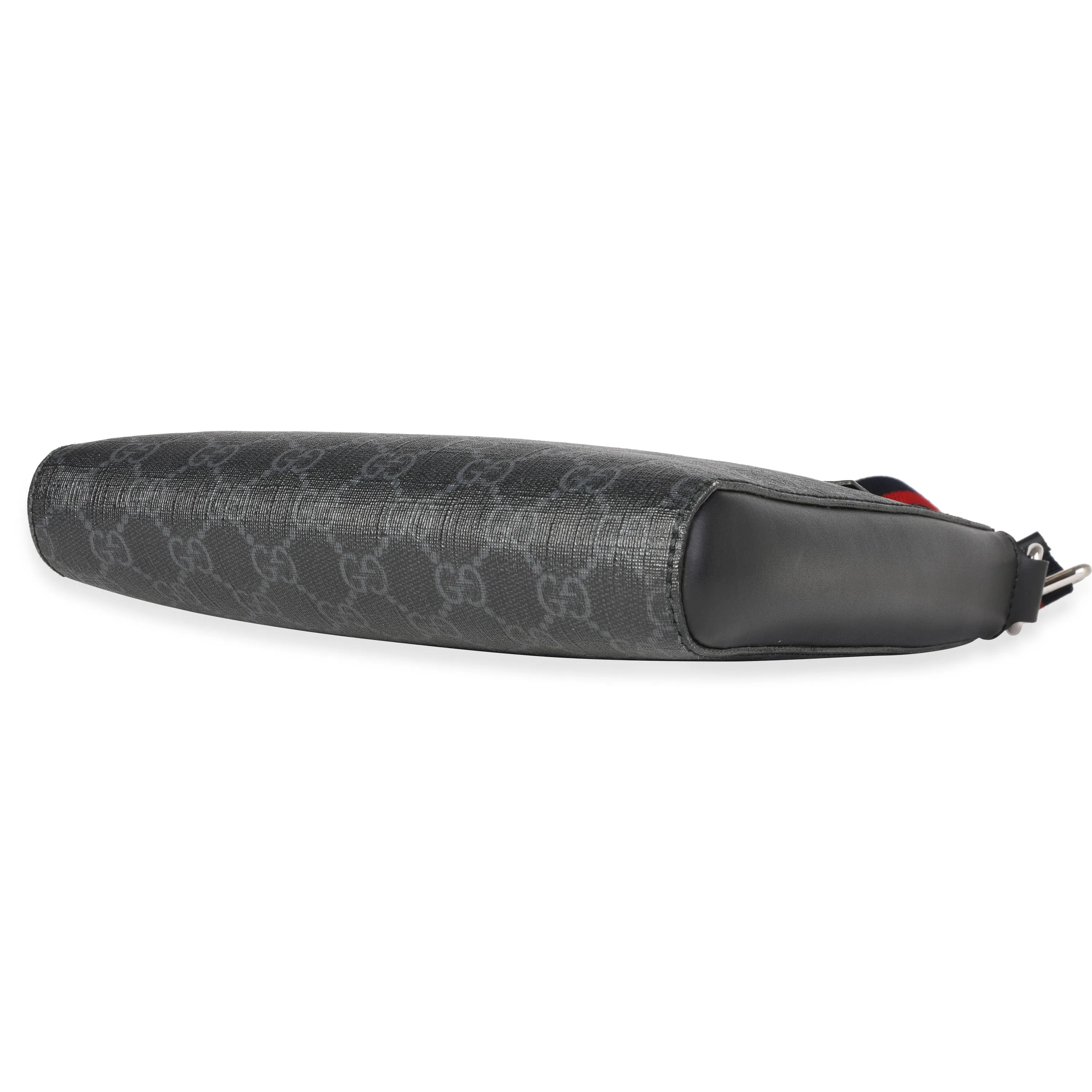 Black GG Supreme Small Messenger Bag