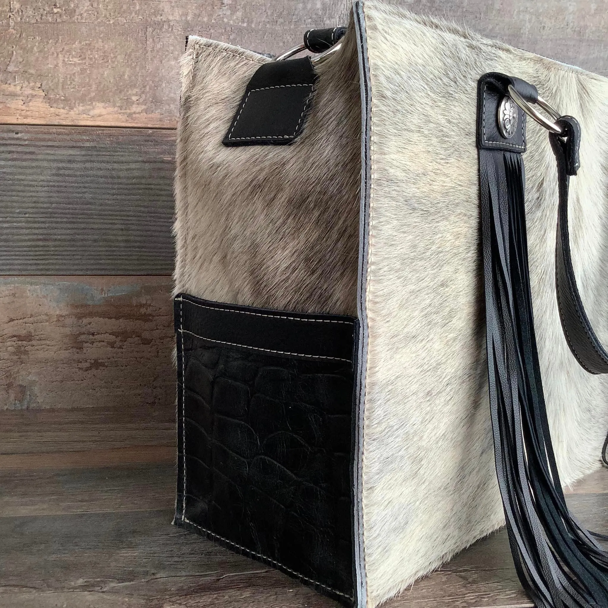 Get Outta Dodge Hybrid Tote #62079