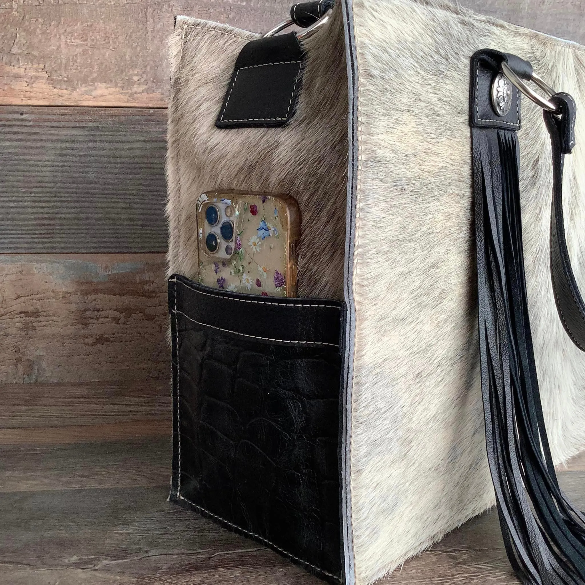 Get Outta Dodge Hybrid Tote #62079