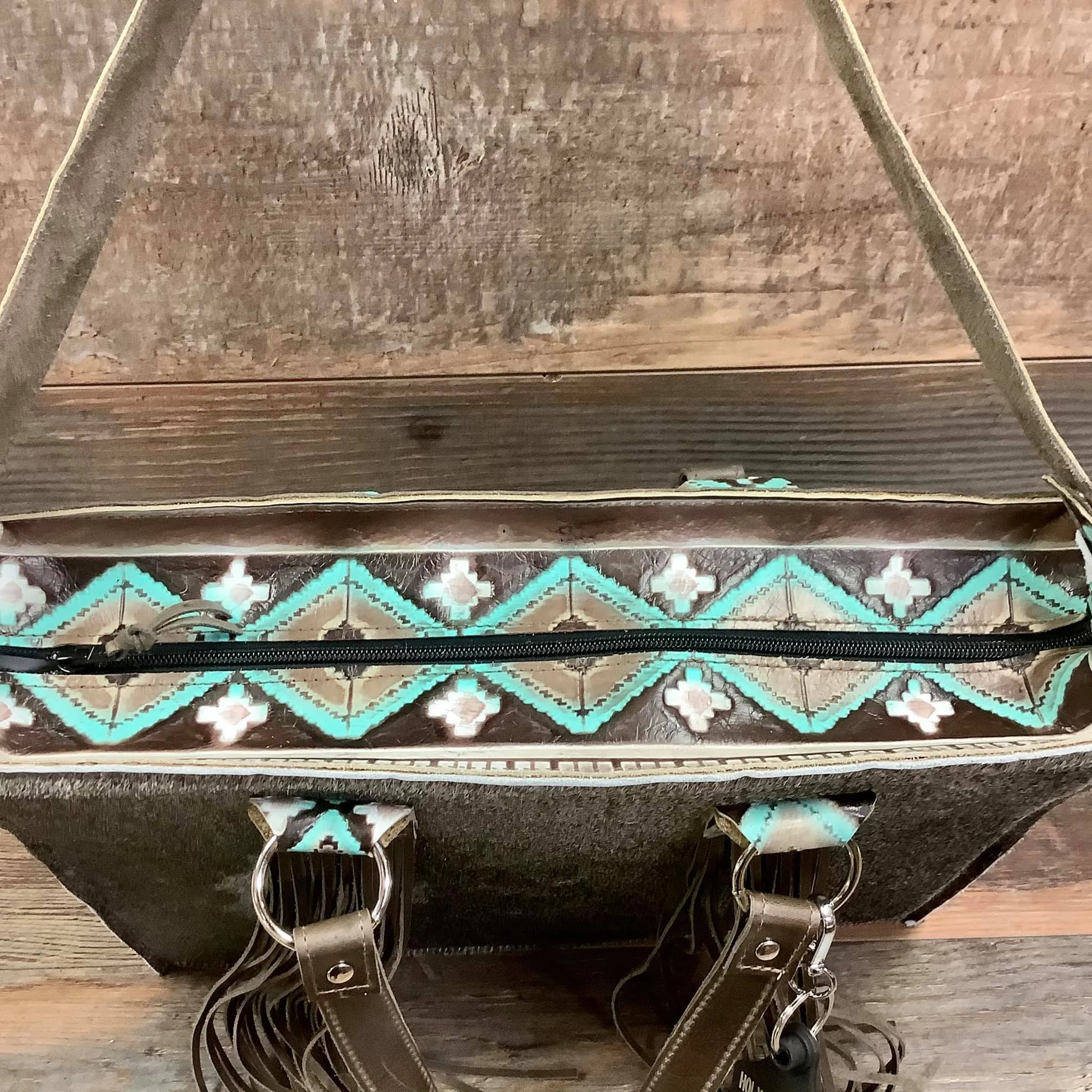 Get Outta Town Hybrid Tote - #25149