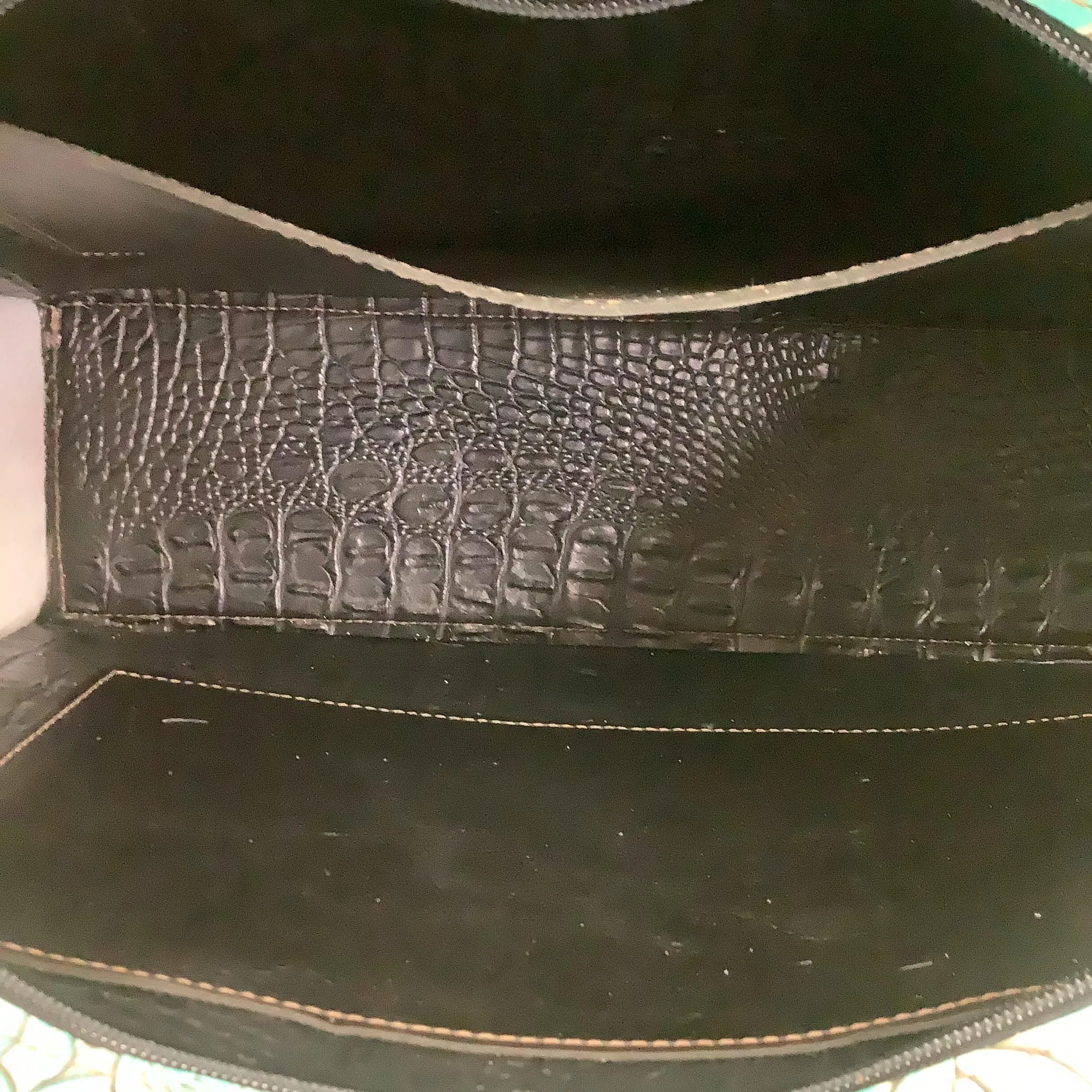 Get Outta Town Hybrid Tote - #26479