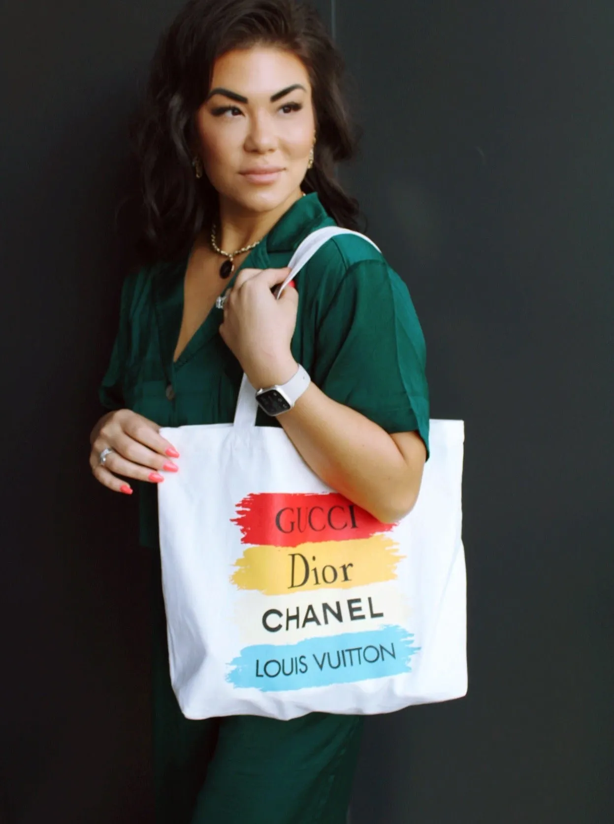 LAYLA TOTE BAG IN WHITE