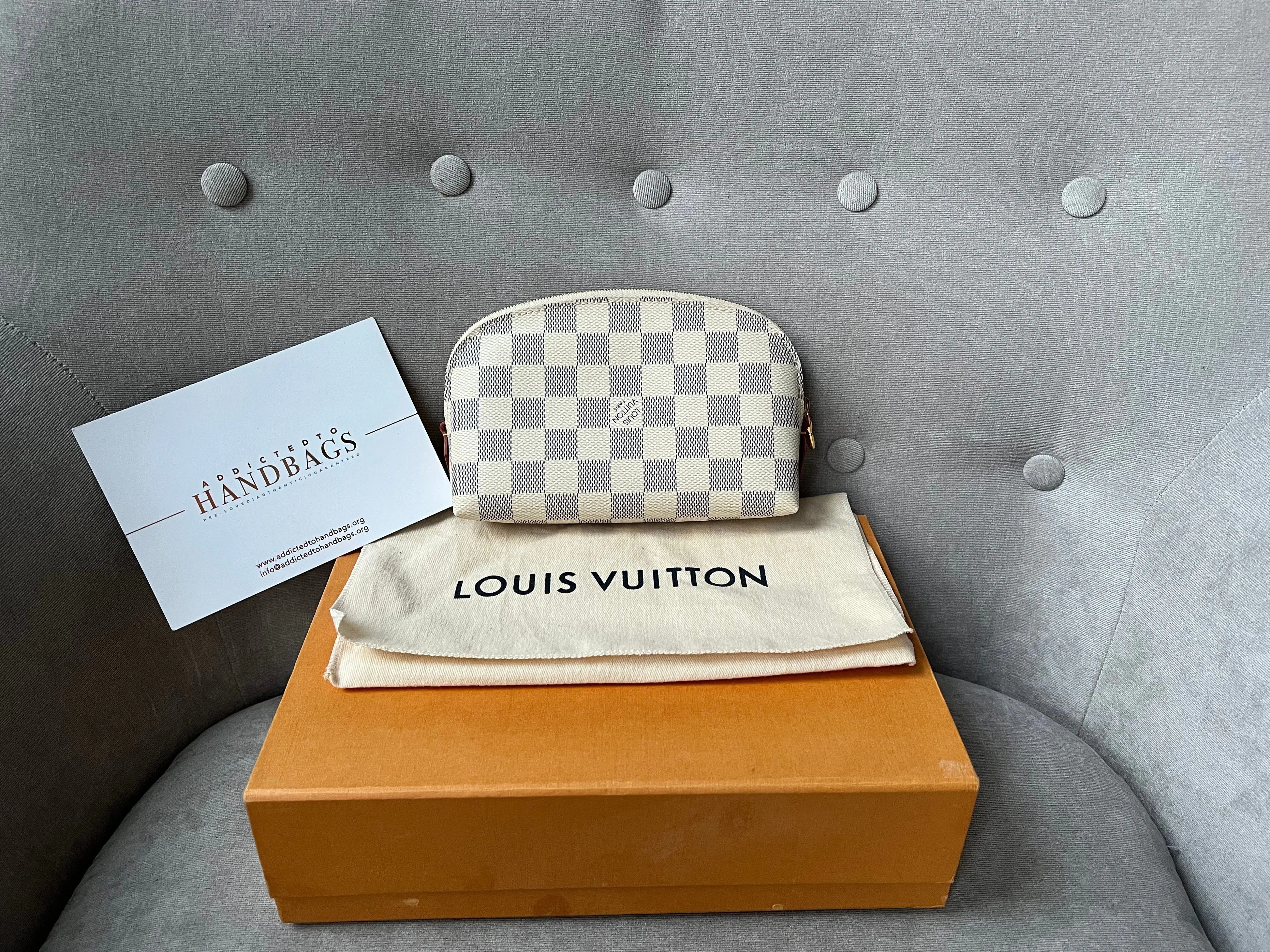 Louis Vuitton Cosmetic Pouch Damier Azur (RRP £405)