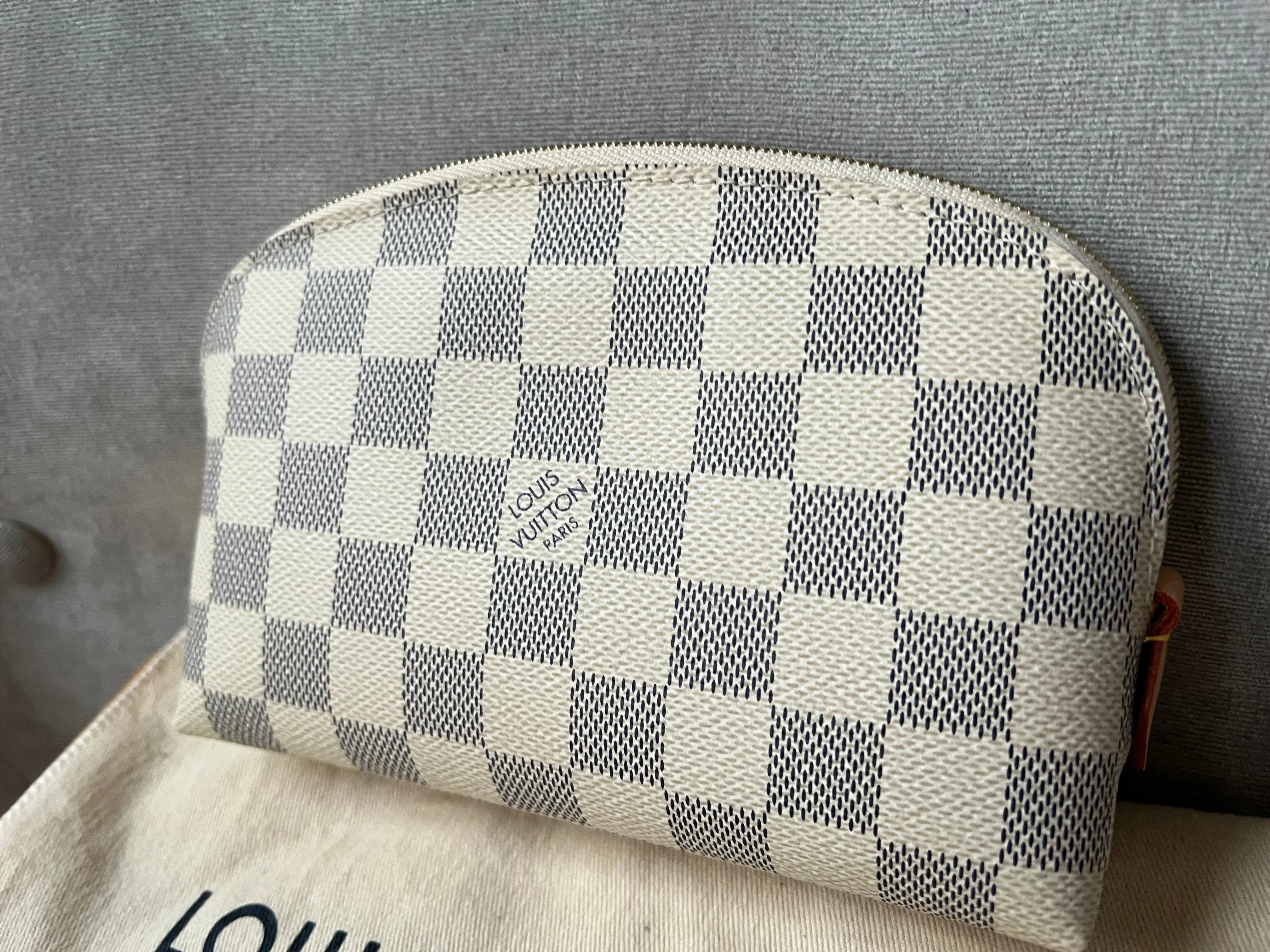 Louis Vuitton Cosmetic Pouch Damier Azur (RRP £405)