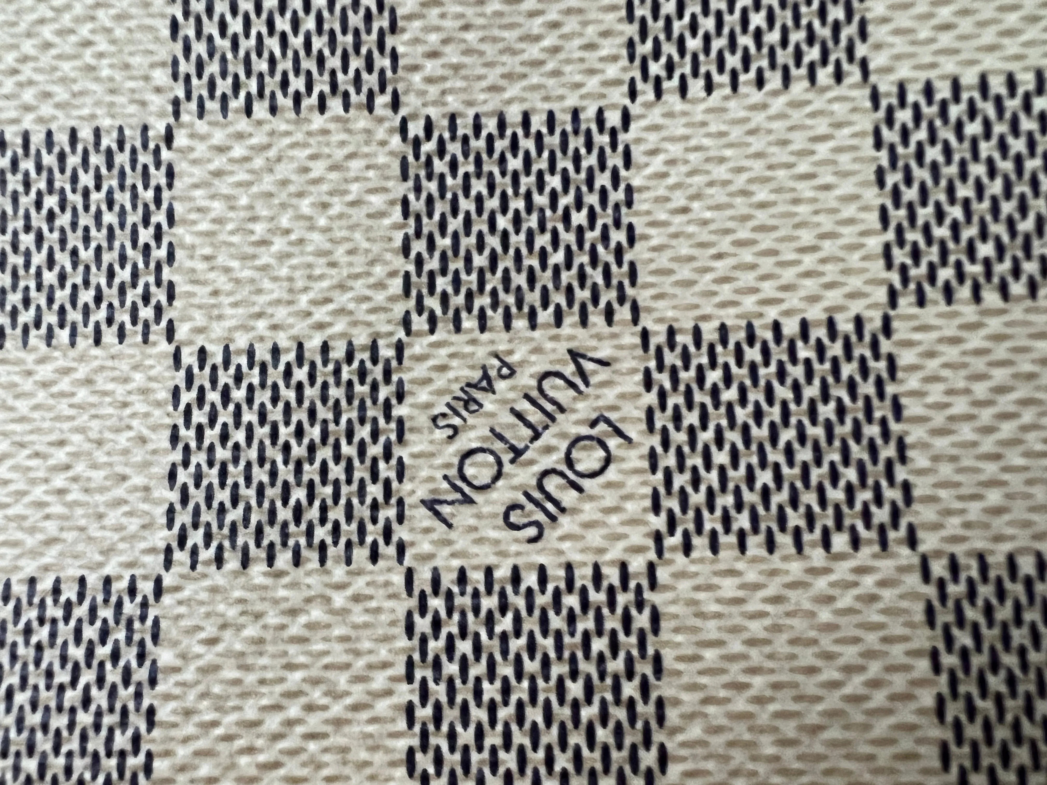Louis Vuitton Cosmetic Pouch Damier Azur (RRP £405)