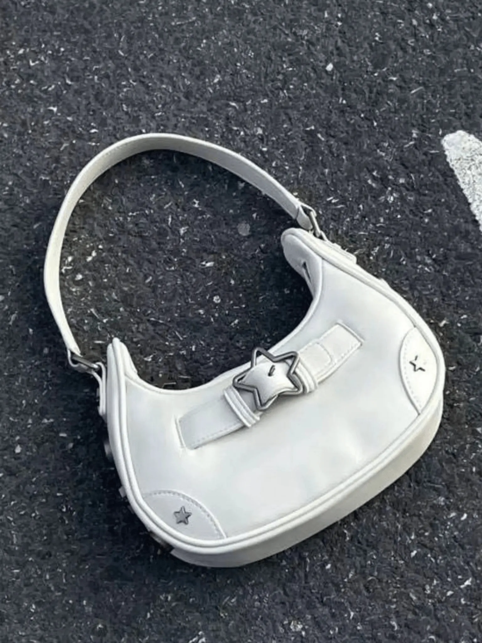 Luna | Star-Embellished Shoulder Bag with Modern Flair