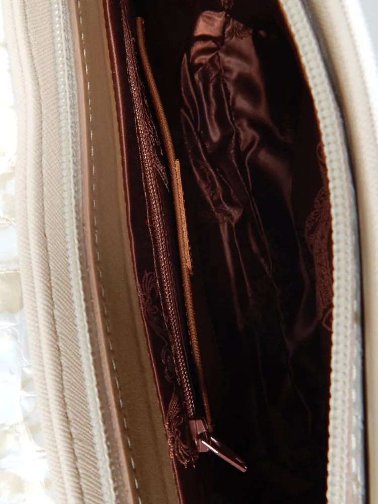 Mystic 3 in 1: Clutch, Handbag or Crossbody Bag